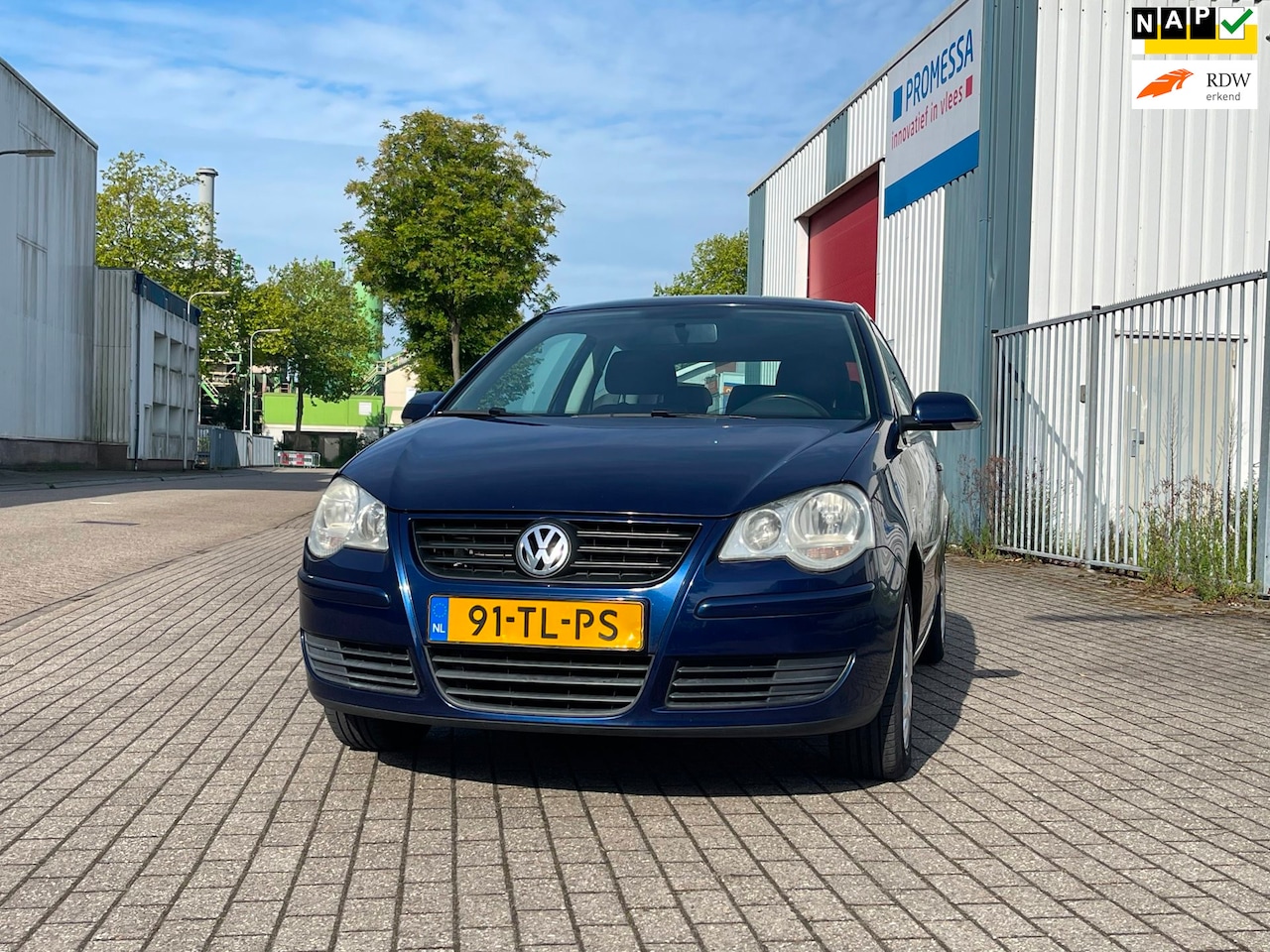 Volkswagen Polo - 1.4-16V Optive Automaat 3drs LageKm Airco Nap - AutoWereld.nl