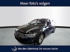 Volkswagen Passat Variant - GTE 1.4 TSI eHybrid 218pk PHEV Business / Camera / Travel Assist / Navigatie