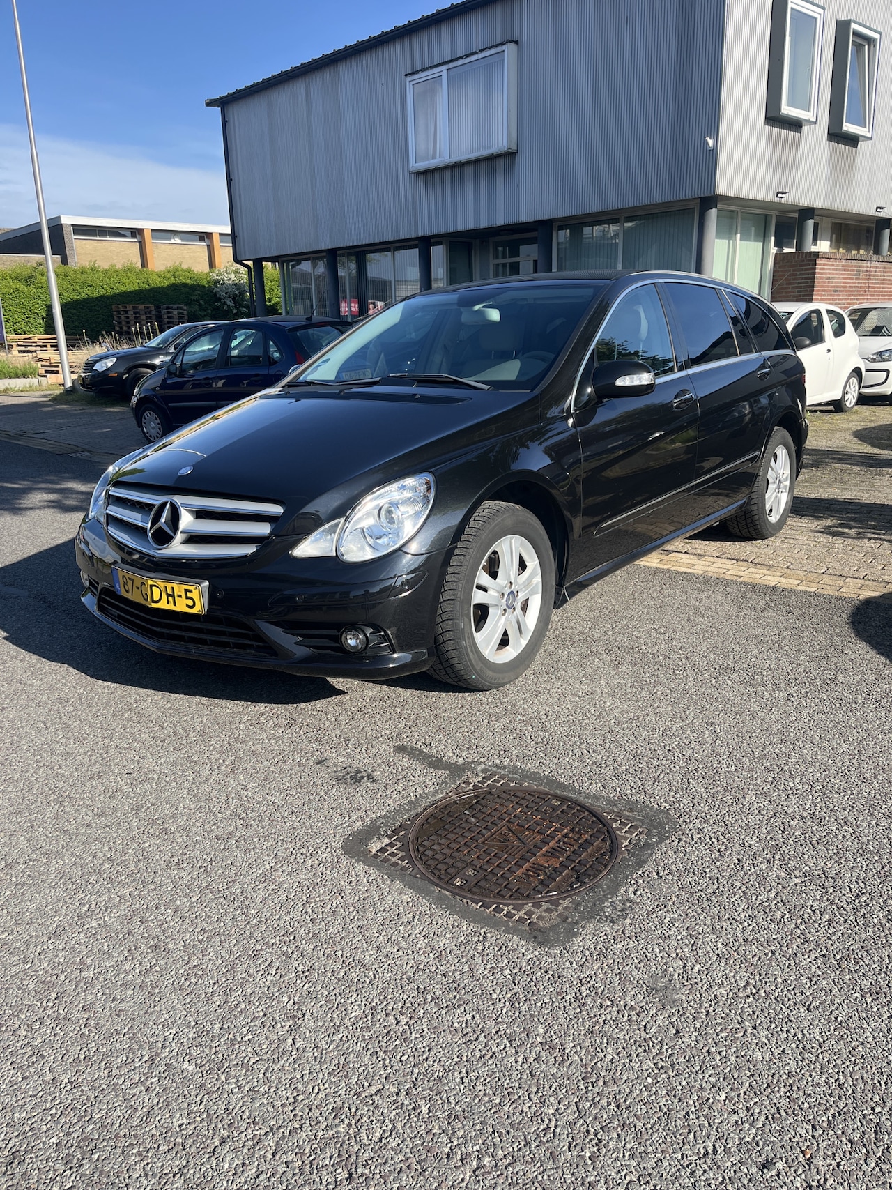 Mercedes-Benz R-klasse - 280 CDI Lang Zeer nette,goed onderhouden en perfect rijdende R- klasse - AutoWereld.nl