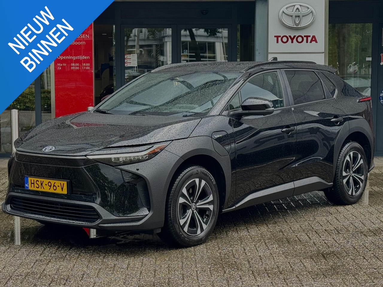 Toyota bZ4X - Dynamic 71 kWh EL- STOEL 360 CAMERA STOEL/STUURVERW APPLE/ANDROID BLIND SPOT EL-ACHTERKLEP - AutoWereld.nl