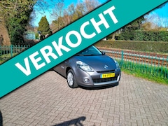Renault Clio Estate - 1.2 TCe Collection Airco Navi trekhaak ALLINPRIJS
