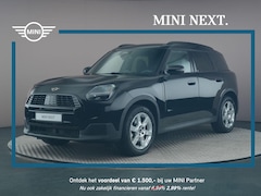 MINI Countryman - C Blackyard
