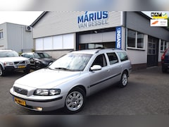 Volvo V70 - 2.4 Comfort-Line Automaat 140 pk