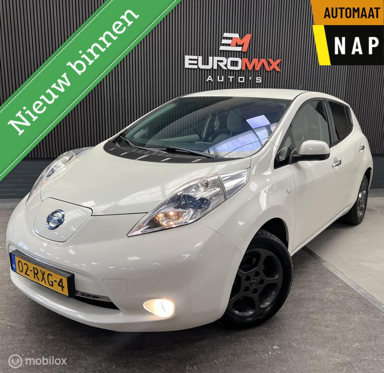 Nissan LEAF - Base 24 kWh NAP - Keyless -Cruise - Airco - AutoWereld.nl