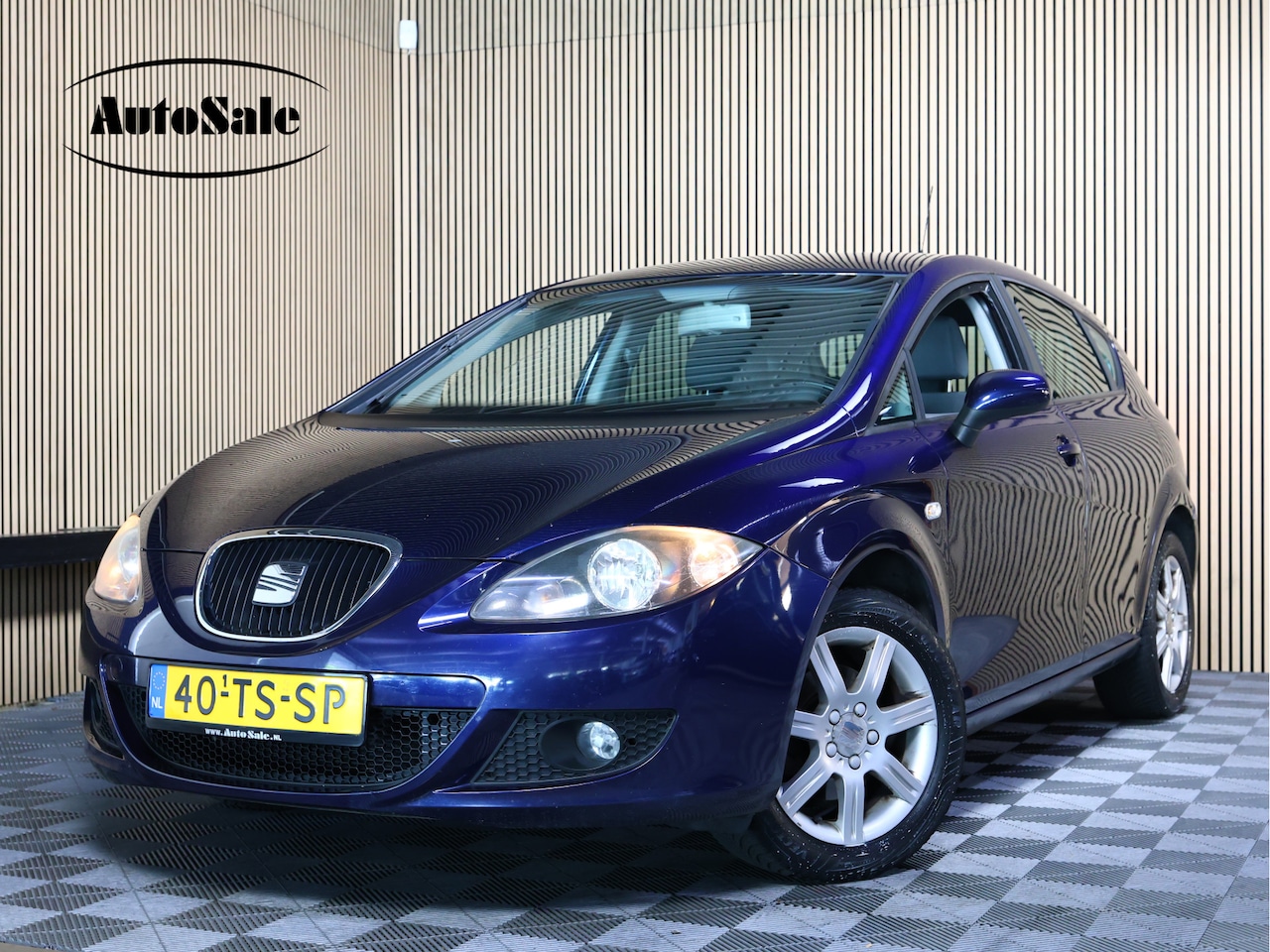 SEAT Leon - 1.6 Businessline SPORT GROTE NAVI CLIMA CRUISE BT "07 - AutoWereld.nl