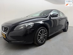 Volvo V40 - 1.6 T3 Summum # Virtual cockpit # Navi # Camera # Lmv # Dealer onderhouden