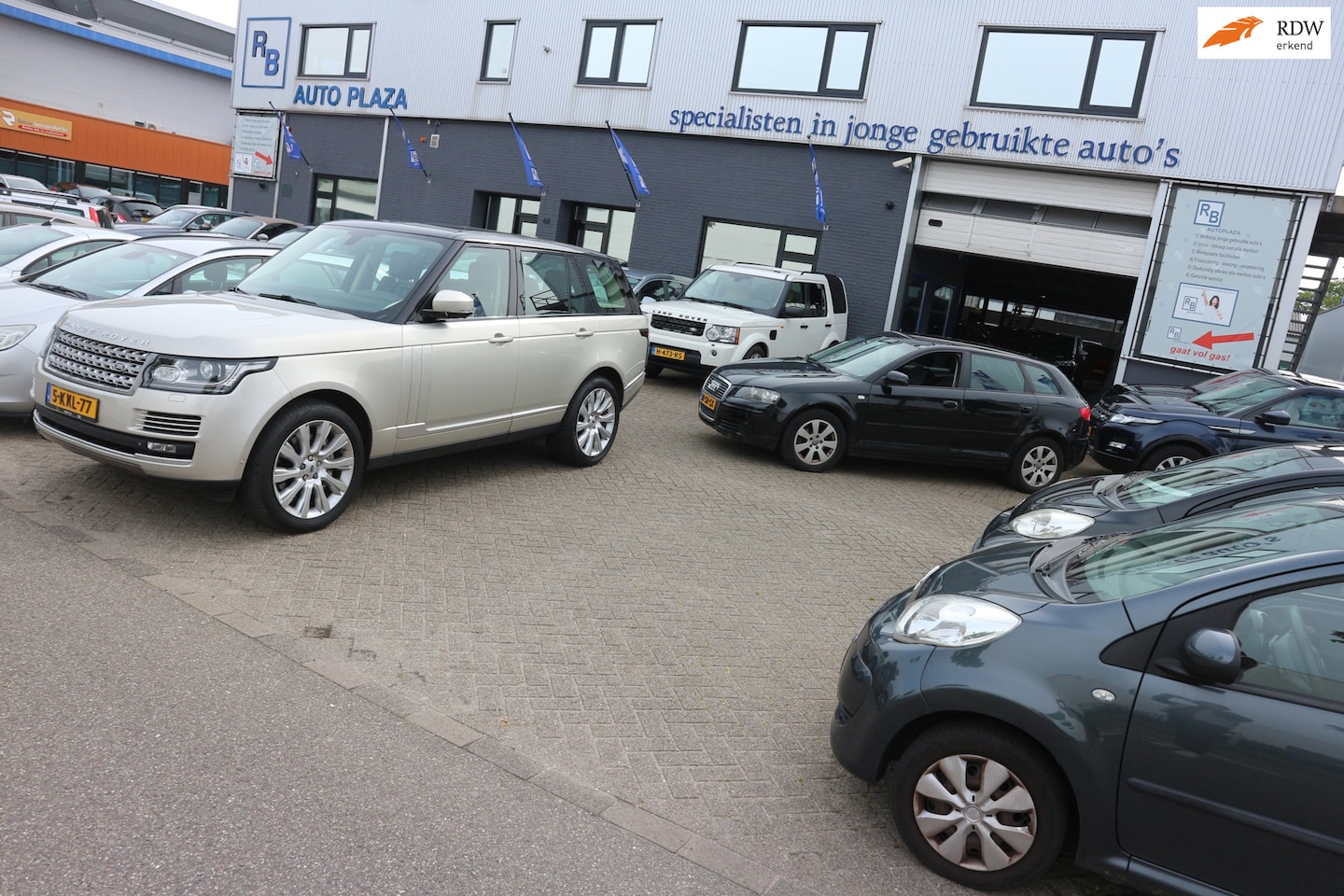Audi A3 Sportback - 1.6 Ambiente / APK 2027 / LEES TEKST ! ! ! - AutoWereld.nl