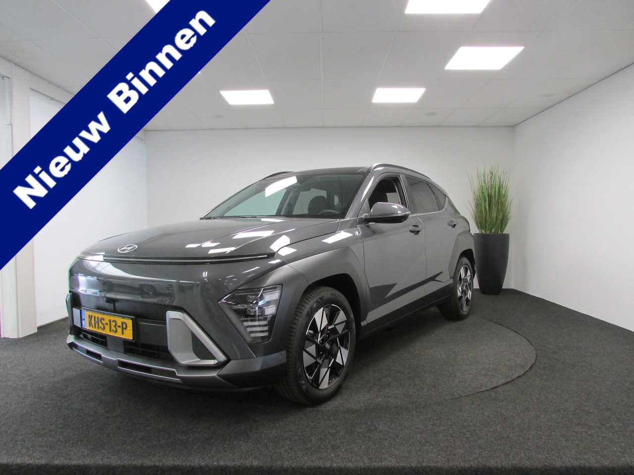Hyundai Kona - 1.6 GDI HEV I Elektrische stoelen I Sky I Camera rondom I Dodehoekdetectie I - AutoWereld.nl