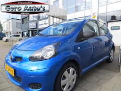 Toyota Aygo - 1.0-12V Now nw apk 5 drs 4x nw banden , airco elec ramen