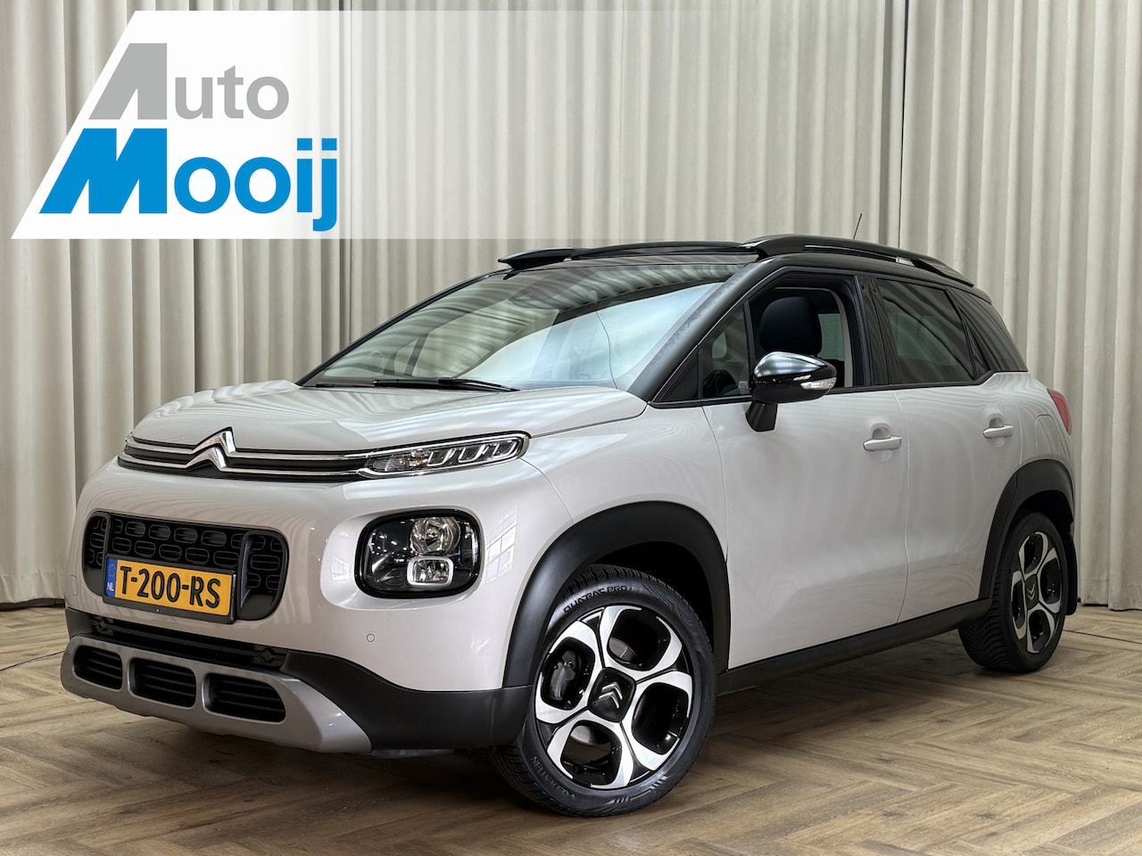 Citroën C3 Aircross - 1.2 PureTech Shine *Panoramadak* Camera / Trekhaak / Carplay / Cruise / ECC Clima / PDC V& - AutoWereld.nl