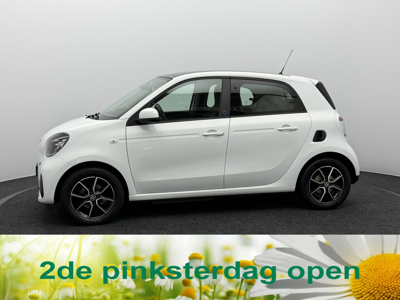 Smart Forfour - EQ Comfort PLUS 18 kWh SOH 93,1% | Panoramadak | Leer | Stoelverwarming | Camera | 18000KM - AutoWereld.nl