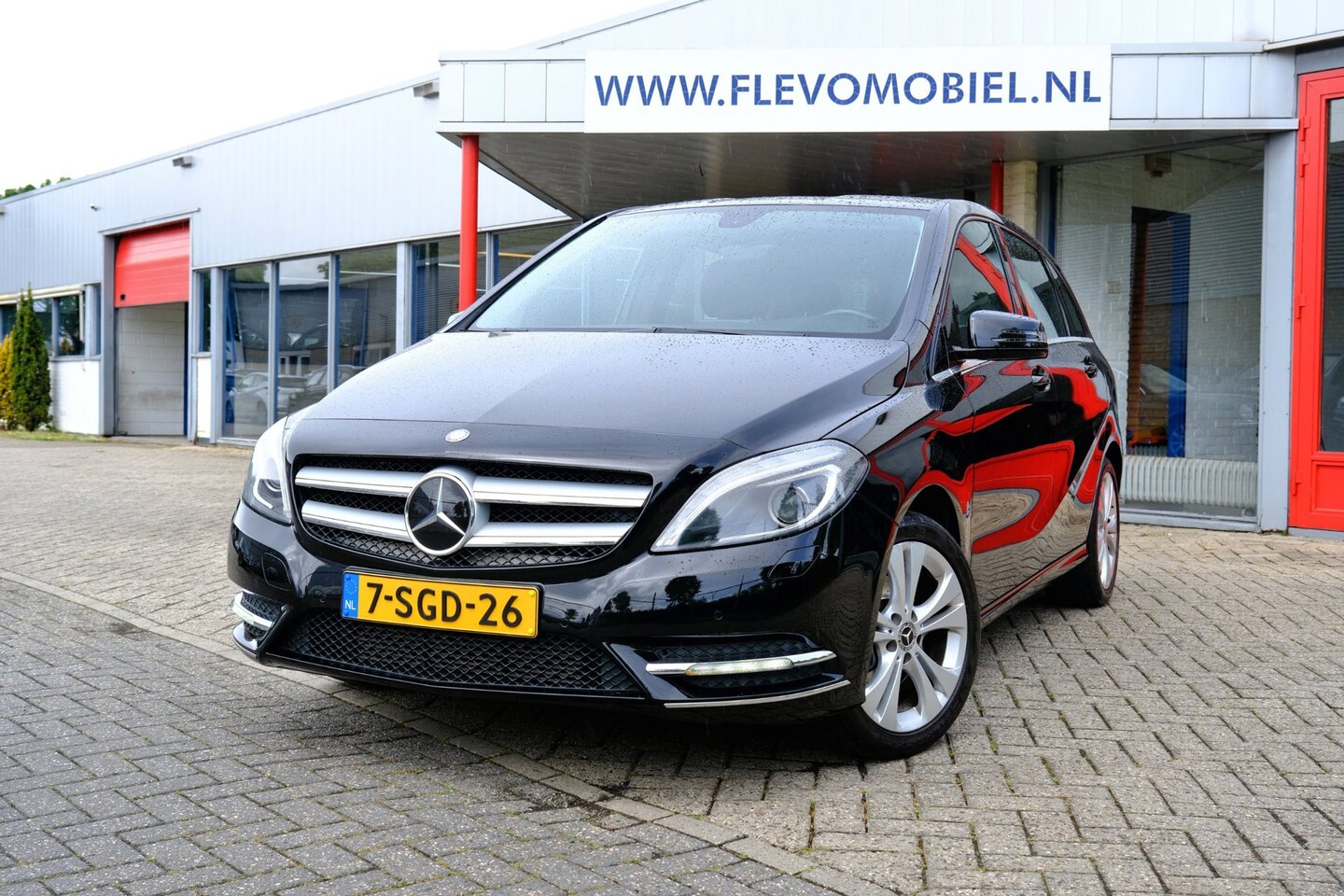 Mercedes-Benz B-klasse - 180 Ambition Xenon|Navi|Airco|LMV - AutoWereld.nl