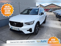 Volvo XC40 - Aut. B3 Plus Dark Stoelverwarming Parkeercamera HarmanKardon 163pk