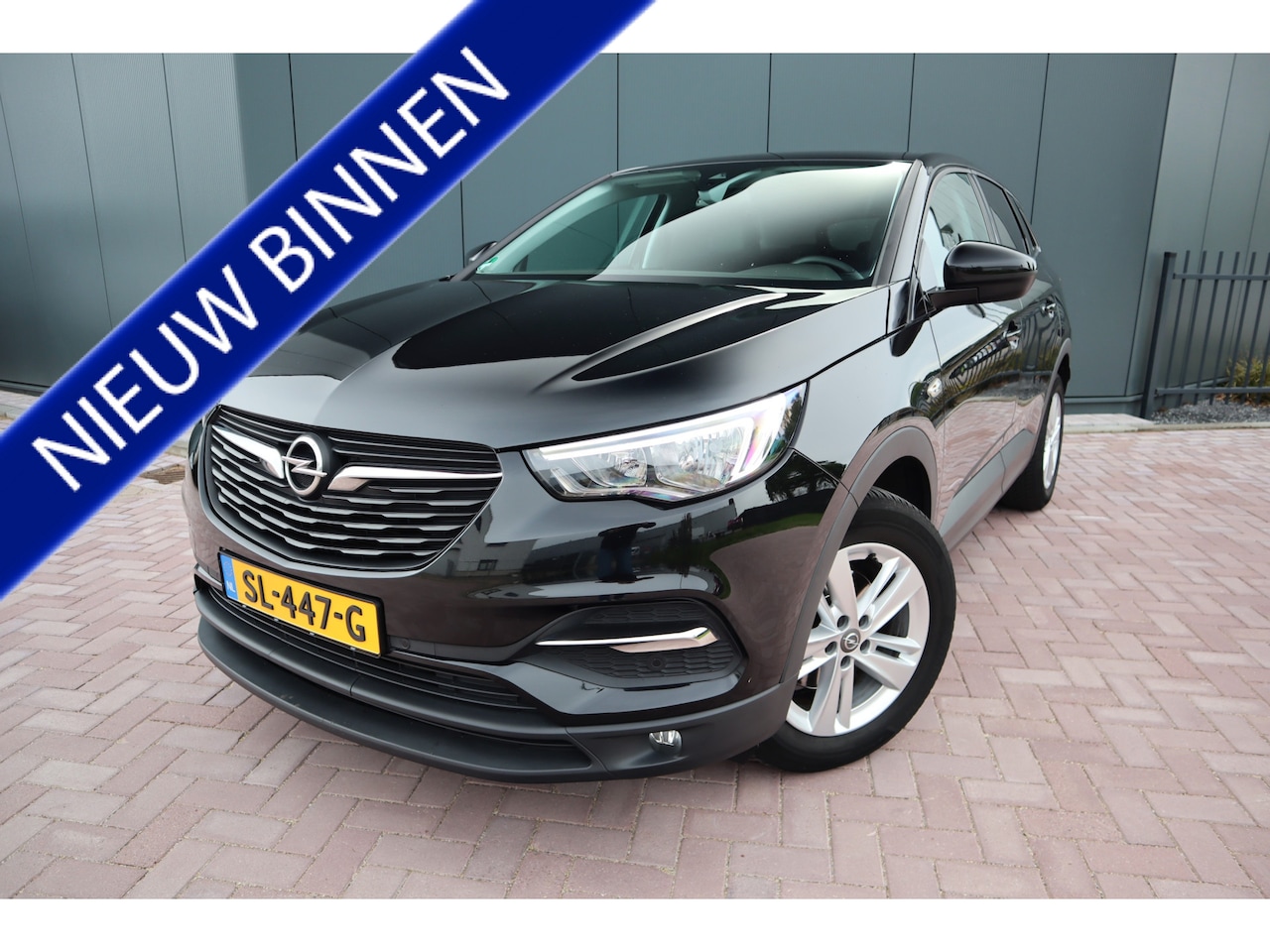 Opel Grandland X - 1.2 Turbo Online Edition Navigatie Comfort stoelen  Afneembare Trekhaak  Etc. Etc. - AutoWereld.nl