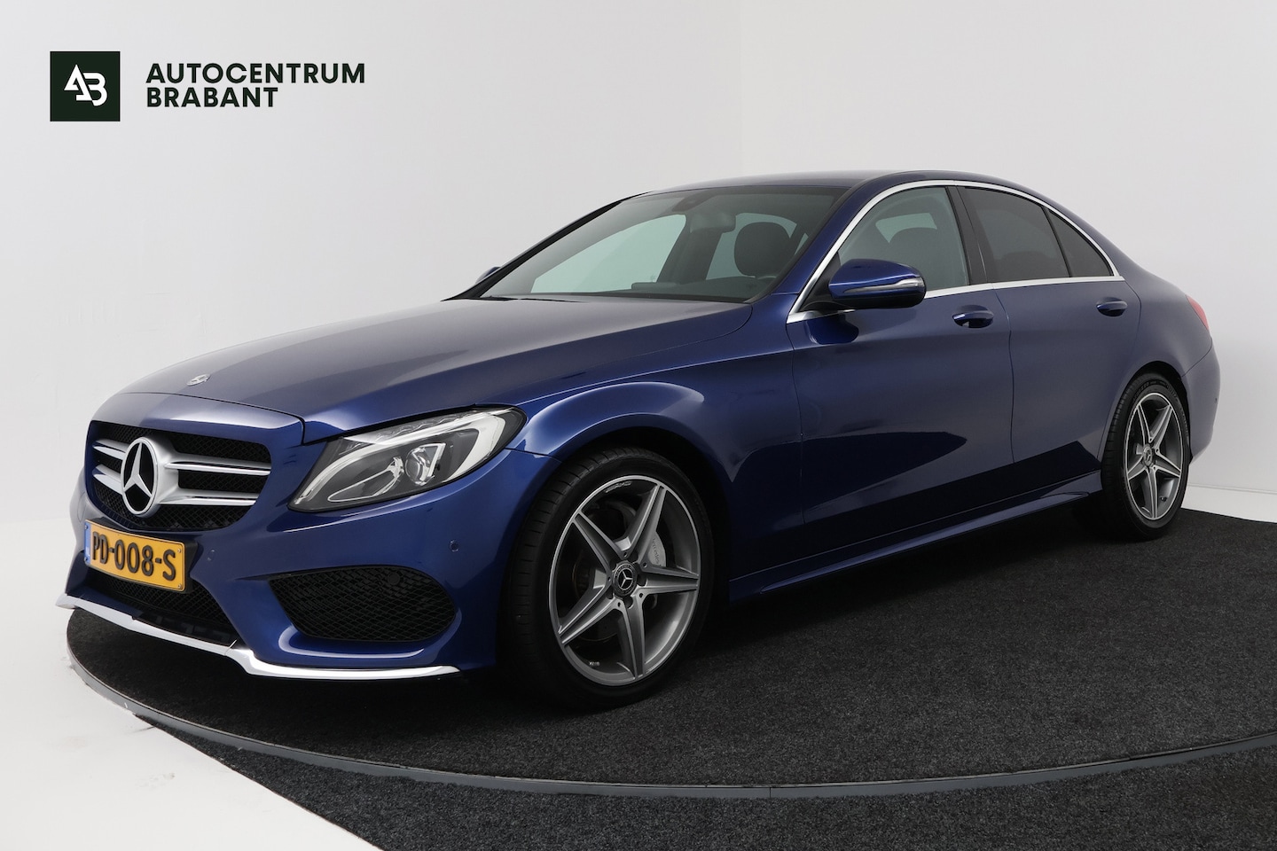 Mercedes-Benz C-klasse - 180 Business Solution AMG (NAVIGATIE, STOELVERWARMING, CAMERA, PARKEERSENSOREN, DEALER OND - AutoWereld.nl