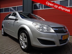 Opel Astra Wagon - 1.6 Essentia Airco Cruise Trekhaak NL-Auto 2E-Eigenaar