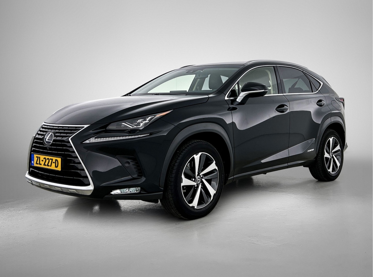 Lexus NX - 300h AWD President Line | Stoelkoeling | Stoelverwarming | Stoelgeheugen | - AutoWereld.nl