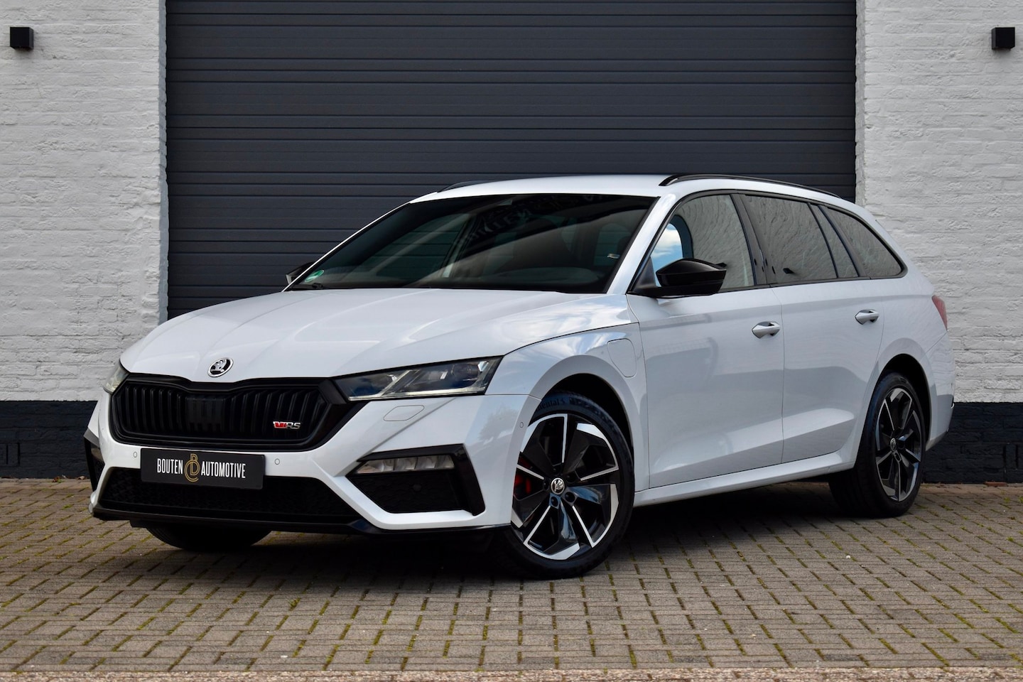 Skoda Octavia Combi - 1.4 TSI RS iV PHEV Business | ACC | Head-up | Canton | - AutoWereld.nl