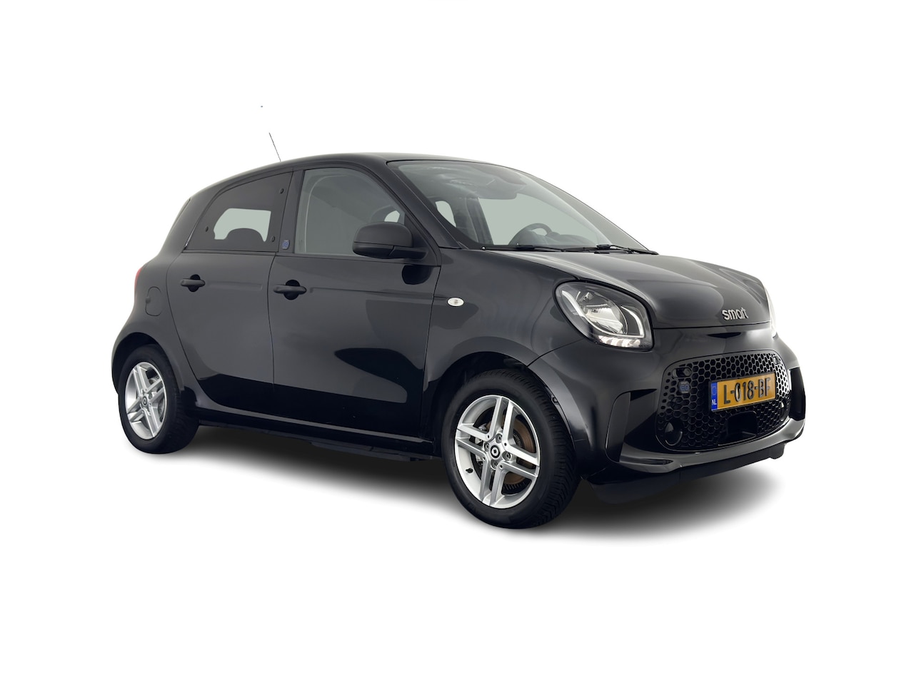 Smart Forfour - EQ Essential 18 kWh [ 3-Fase ] (INCL.BTW) *LEATHER | HEATED-COMFORTSEATS | PRIVACY-GLASS | - AutoWereld.nl