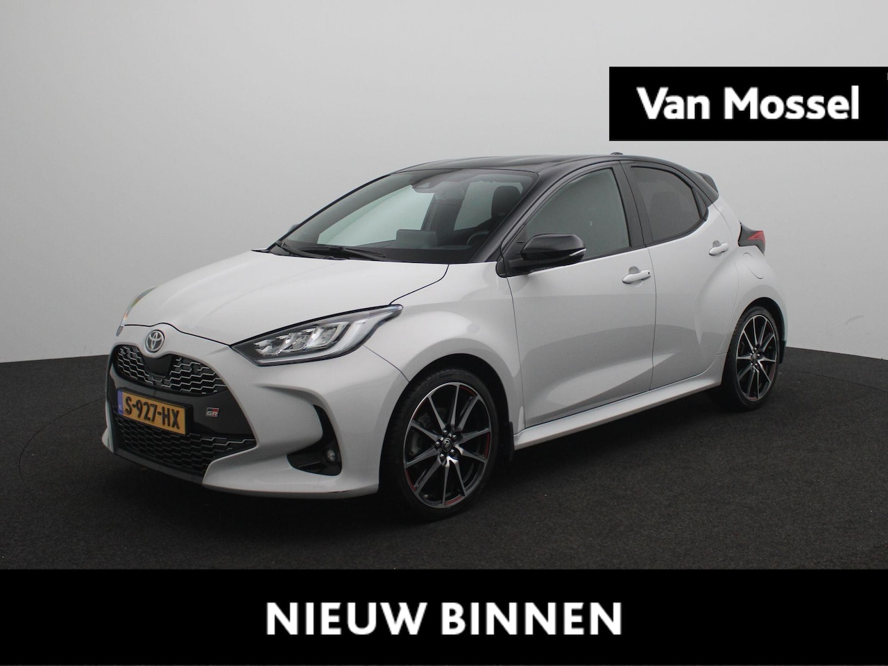 Toyota Yaris - 1.5 Hybrid GR Sport | Apple Carplay/Android | cruise control adaptief | electronic climate - AutoWereld.nl