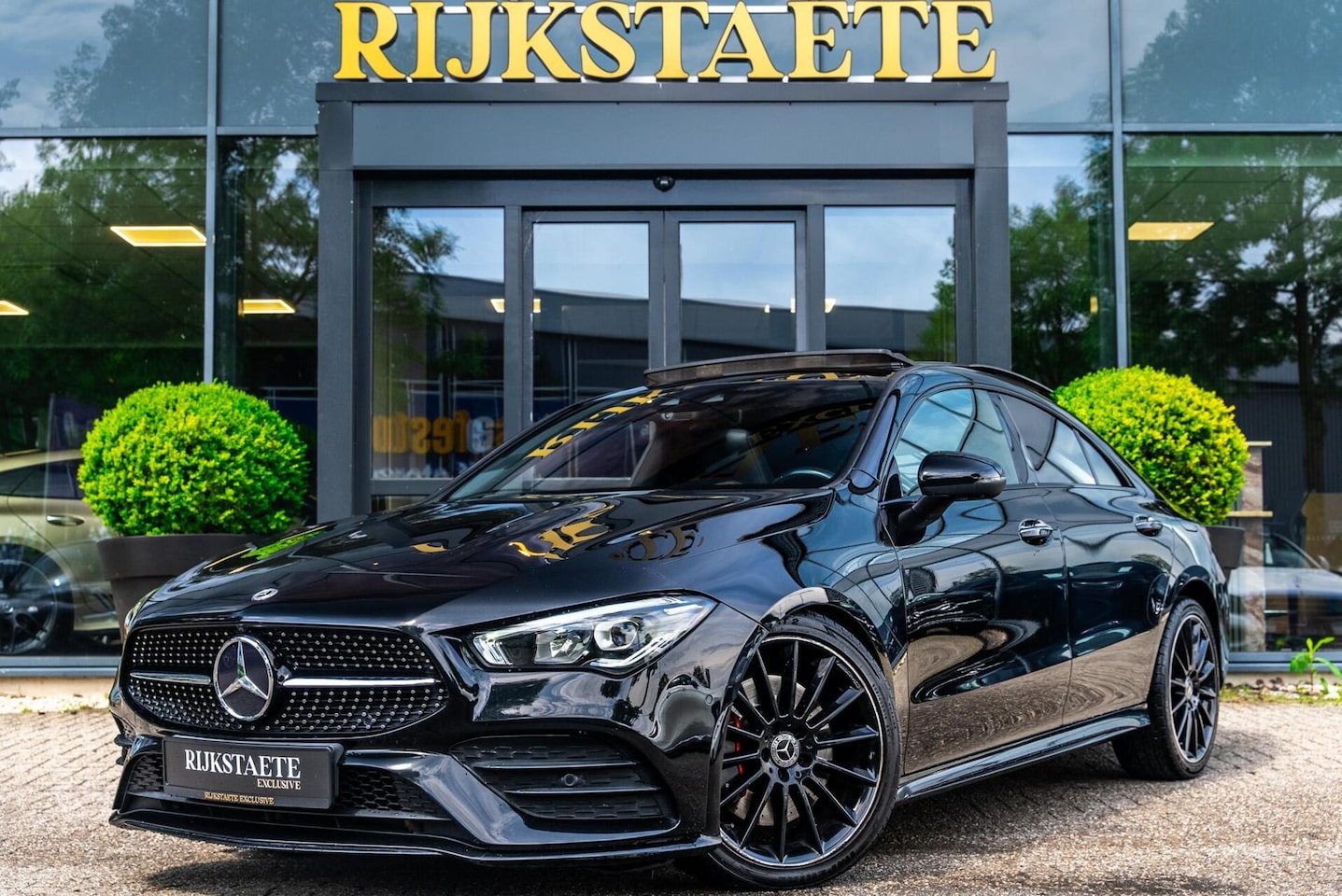 Mercedes-Benz CLA-Klasse - 220 Premium Plus|PANO|BURMESTER|360|CC - AutoWereld.nl