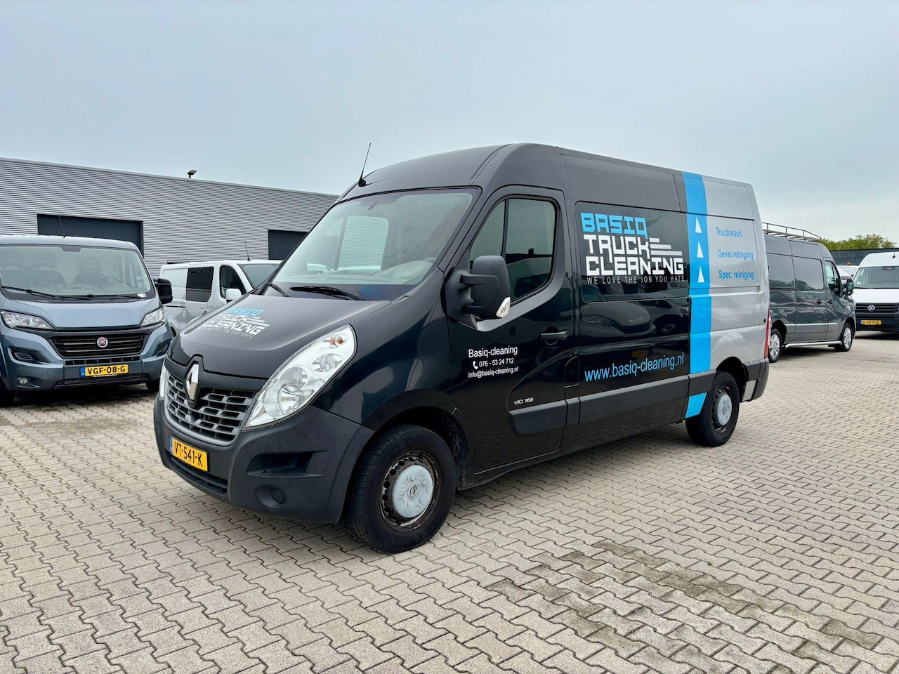 Renault Master - T35 2.3 dCi L2H3 T35 2.3 dCi L2H3 - AutoWereld.nl