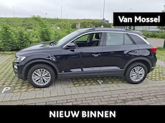 Volkswagen T-Roc - 1.0 TSI Style 110 PK| Origineel Nederlands | Navigatie | Parkeersensoren | Apple Carplay |