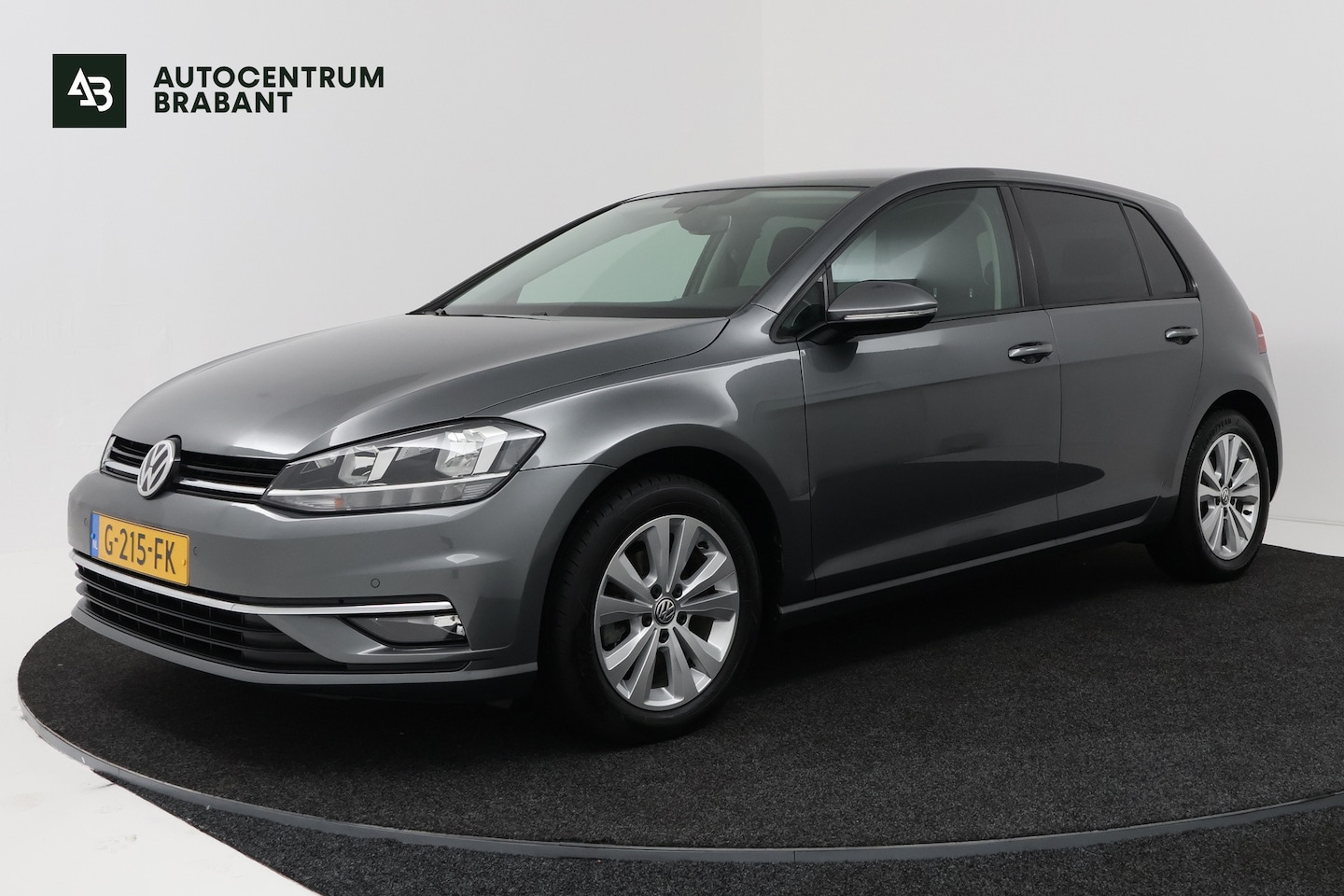 Volkswagen Golf - 1.0 TSI Comfortline Business (NAVIGATIE, STOELVERWARMING, PARKEERSENSOREN, CLIMA, GOED OND - AutoWereld.nl