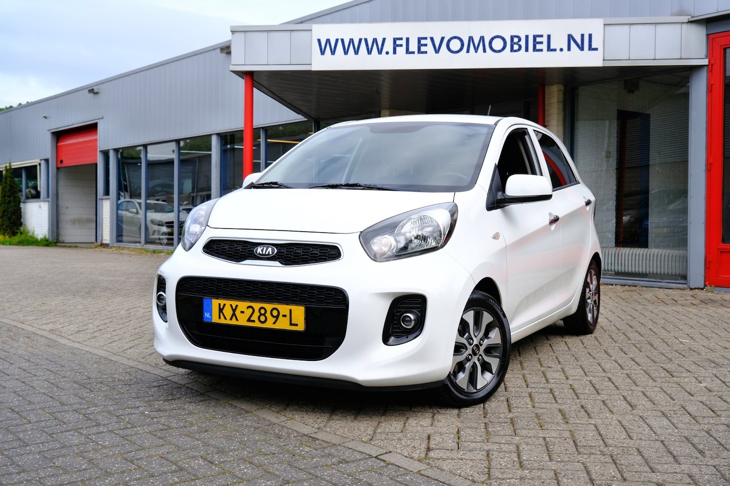 Kia Picanto - 1.0 CVVT ComfortPlusLine Navigator 5-drs Navi|Clima|Cam|LMV - AutoWereld.nl