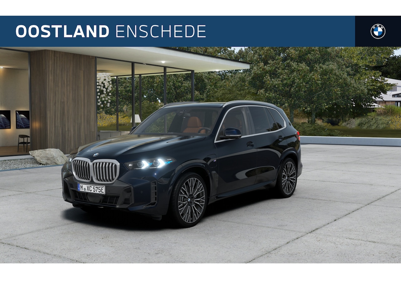 BMW X5 - xDrive50e M Sport Automaat / Trekhaak / Panoramadak Sky Lounge / Comfort Access / Massages - AutoWereld.nl