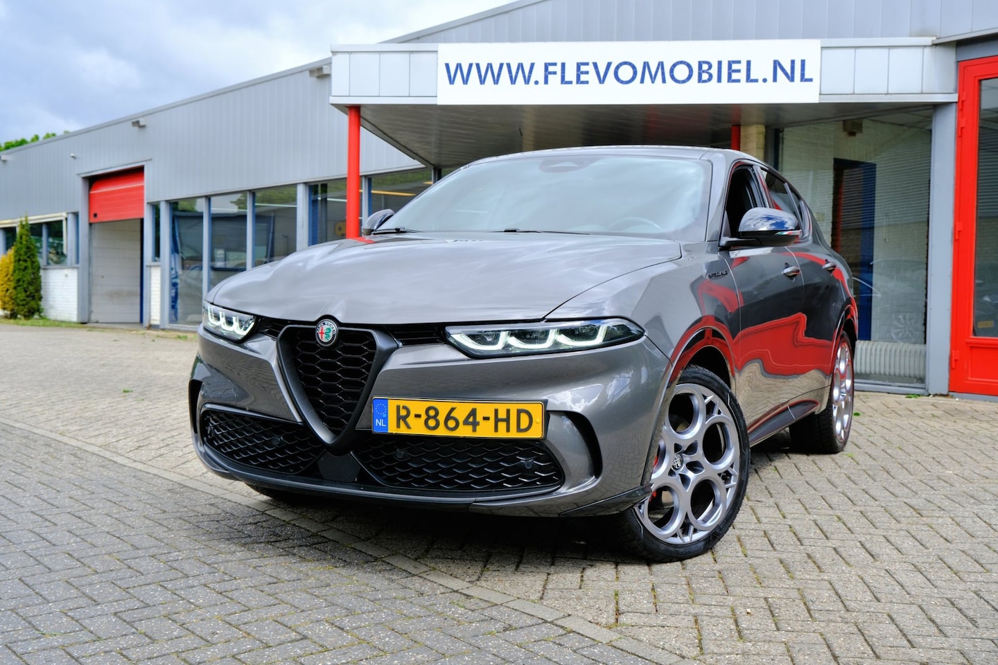 Alfa Romeo Tonale - 1.5T Hybrid Edizione Speciale Aut. Navi|Cam|Adapt.Cruise|LMV - AutoWereld.nl