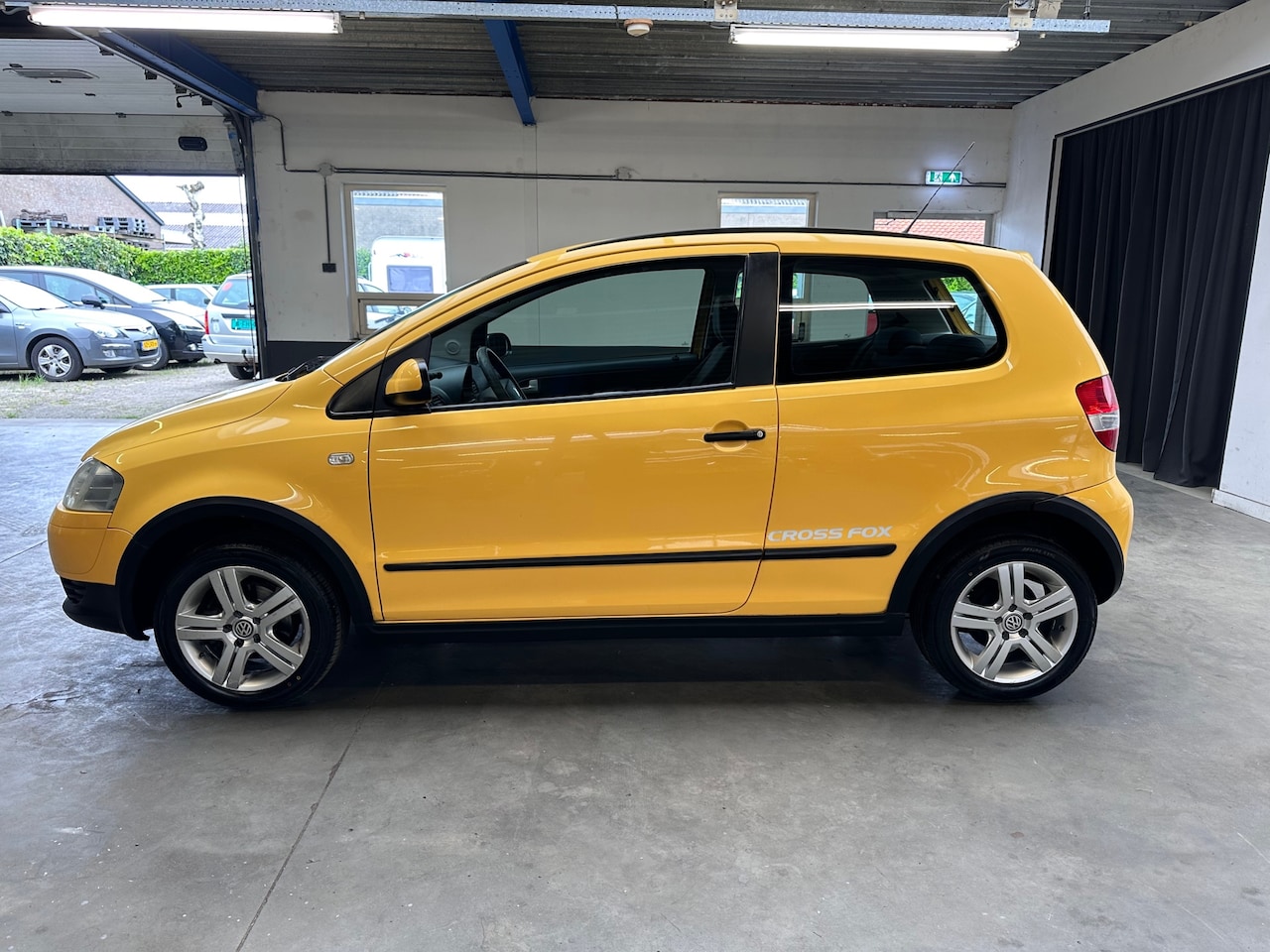 Volkswagen Fox - 1.2 Cross fox|UNIEK|4 nieuwe banden & Grote beurt - AutoWereld.nl