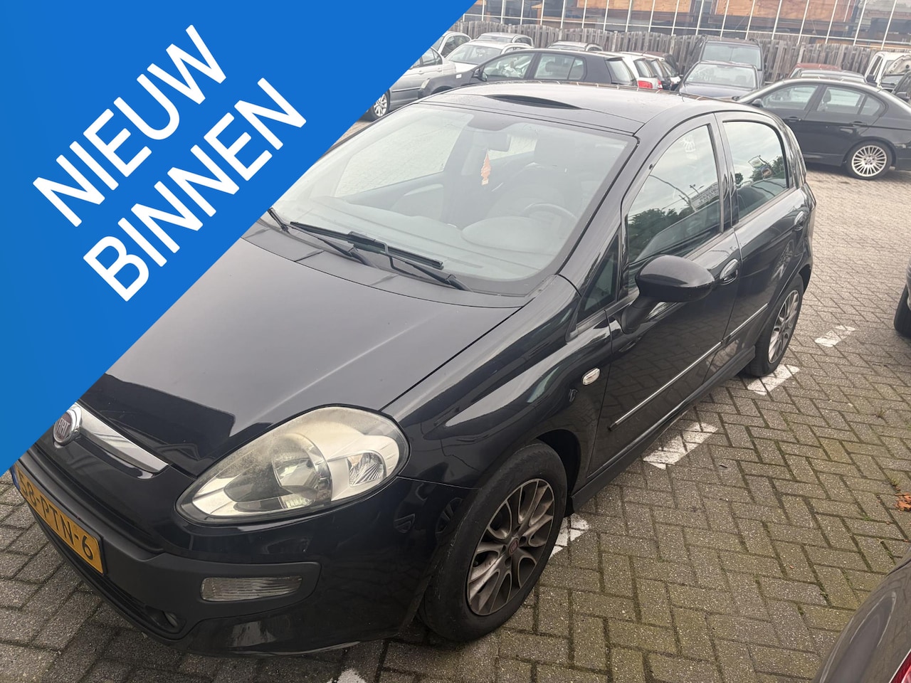 Fiat Punto Evo - 1.3 M-Jet Dynamic Motor tikt - AutoWereld.nl