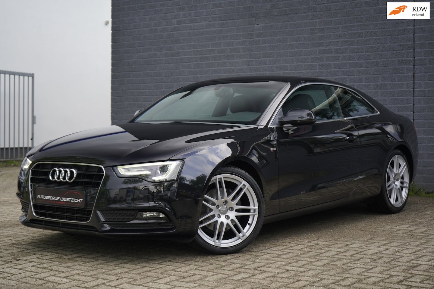 Audi A5 Coupé - 2.0 TFSI quattro S line, Automaat, Facelift - AutoWereld.nl