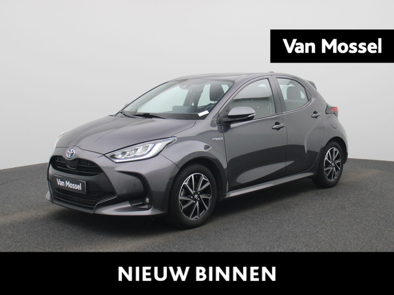 Toyota Yaris - 1.5 Hybrid Business Plus | Automaat | LMV | Navigatie | Parkeer sensoren | Bluetooth | Cli - AutoWereld.nl