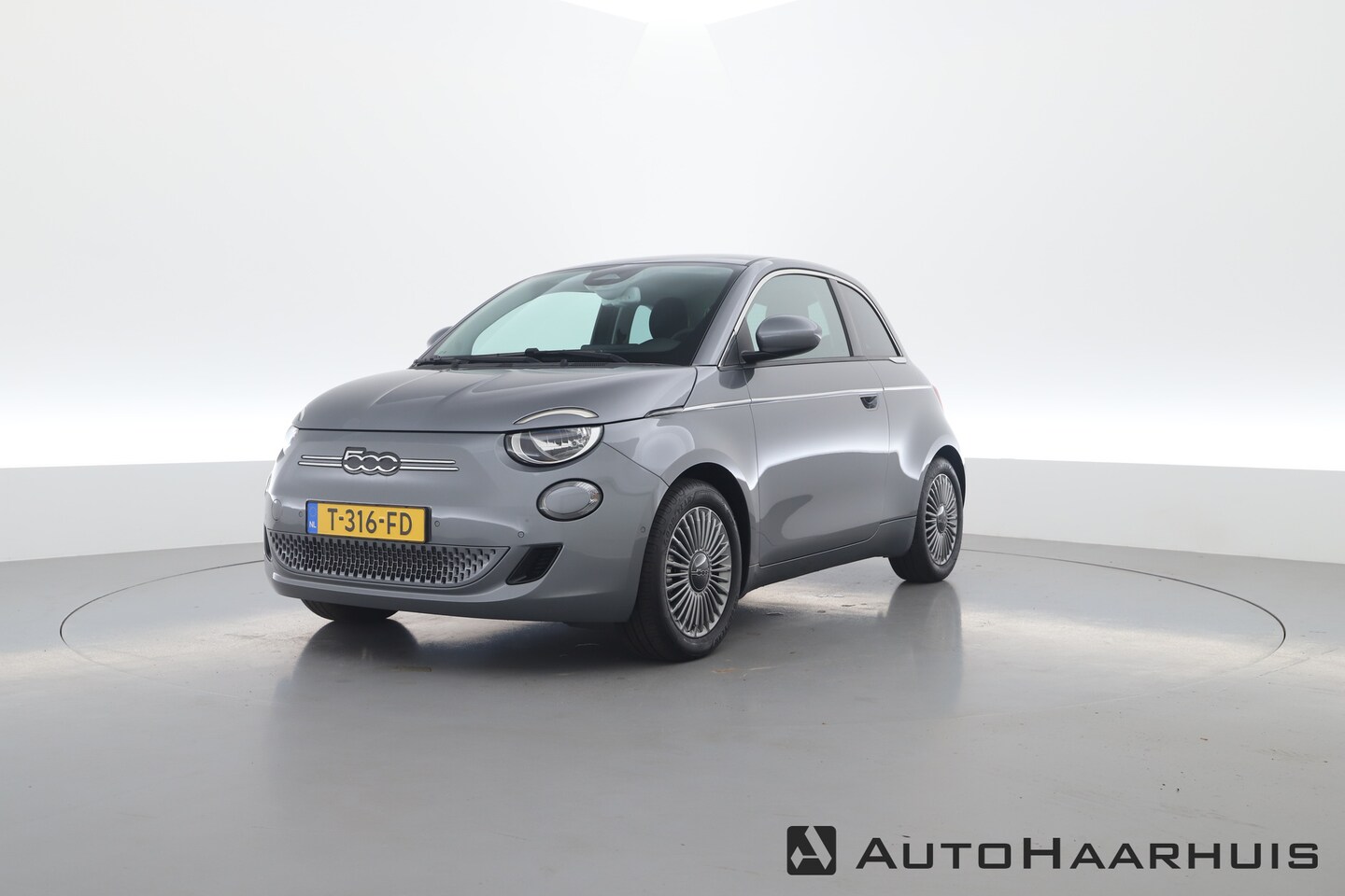 Fiat 500 - 42 kWh | SOH 95 % | Navi by App | Camera | Apple CarPlay | Stoelverw. | Keyless | Dodehoek - AutoWereld.nl