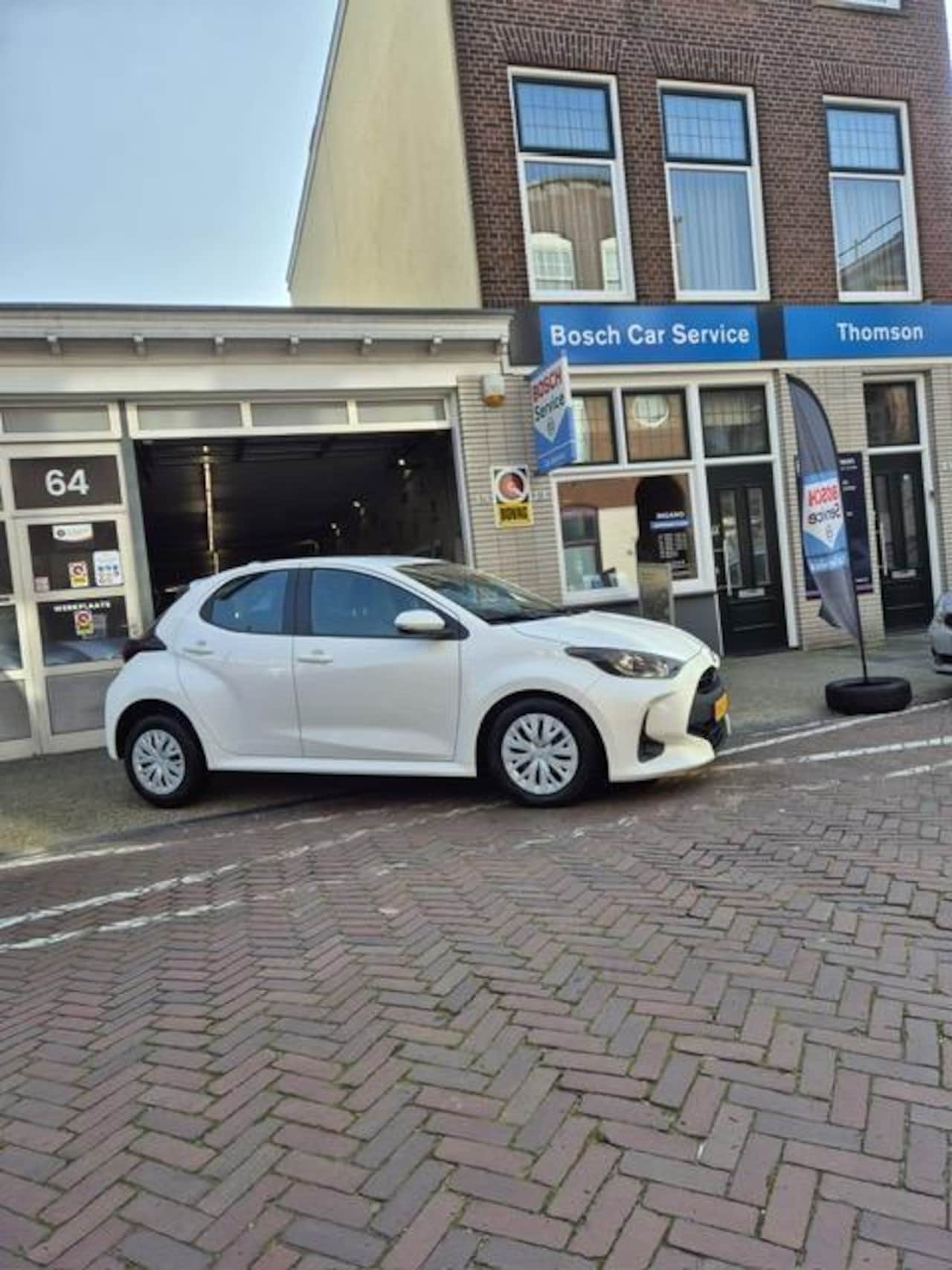 Toyota Yaris - 1.5 Hybrid Active 1.5 Hybrid Active - AutoWereld.nl