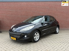Peugeot 207 - 1.4 VTi Style 5-deurs / Nap / Airco / Elektrische ramen /