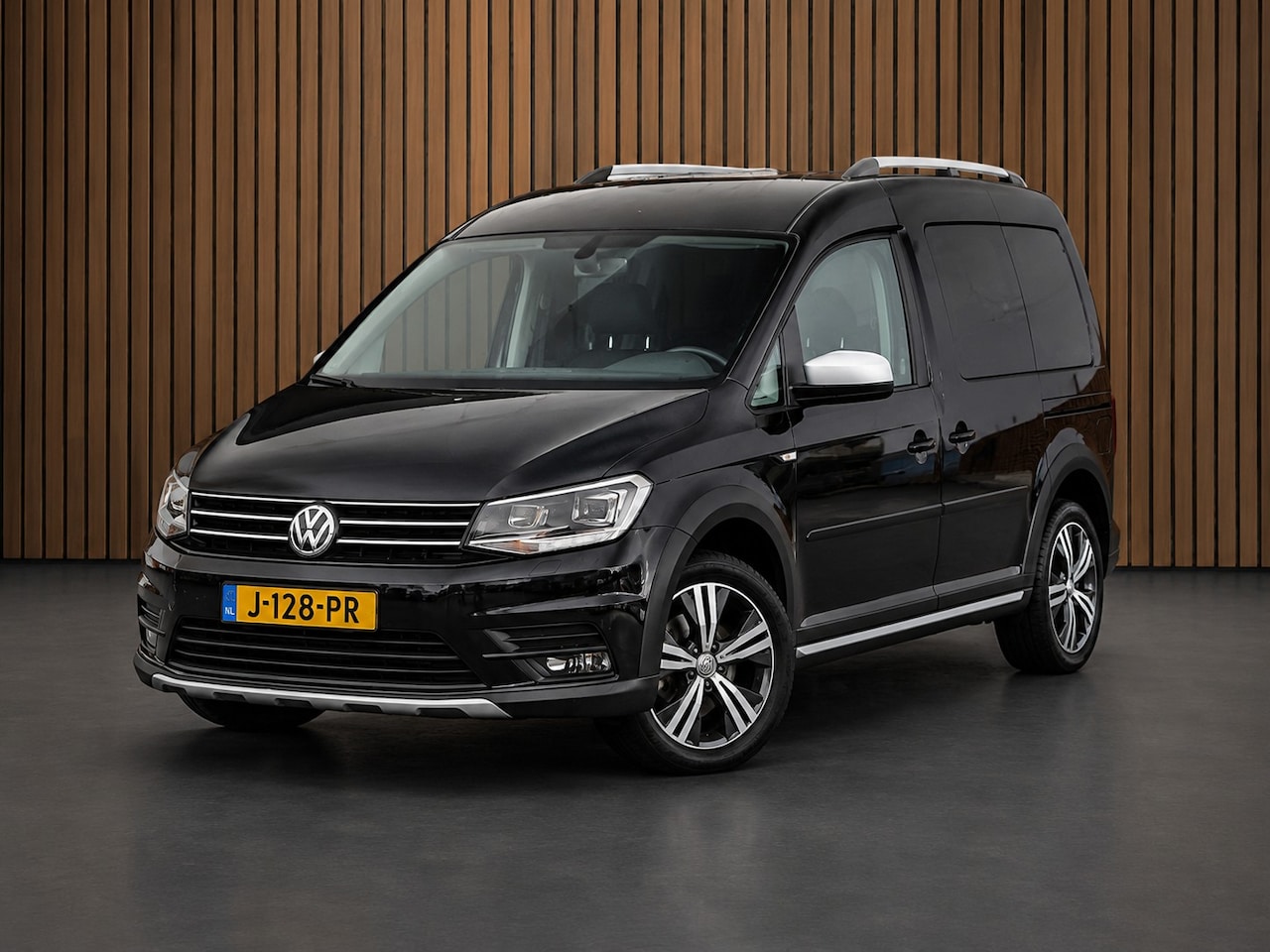 Volkswagen Caddy - Alltrack 1.4 TSI |✅ Automaat |⭐Trekhaak - AutoWereld.nl