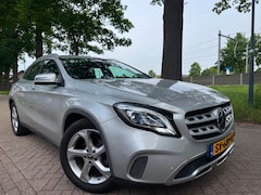 Mercedes-Benz GLA-Klasse - 180 Business Solution AMG AUT 2017