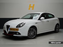 Alfa Romeo Giulietta - 1.4 Turbo MultiAir Super | Leder | Stoelverwarming | Cruise control | Climate control