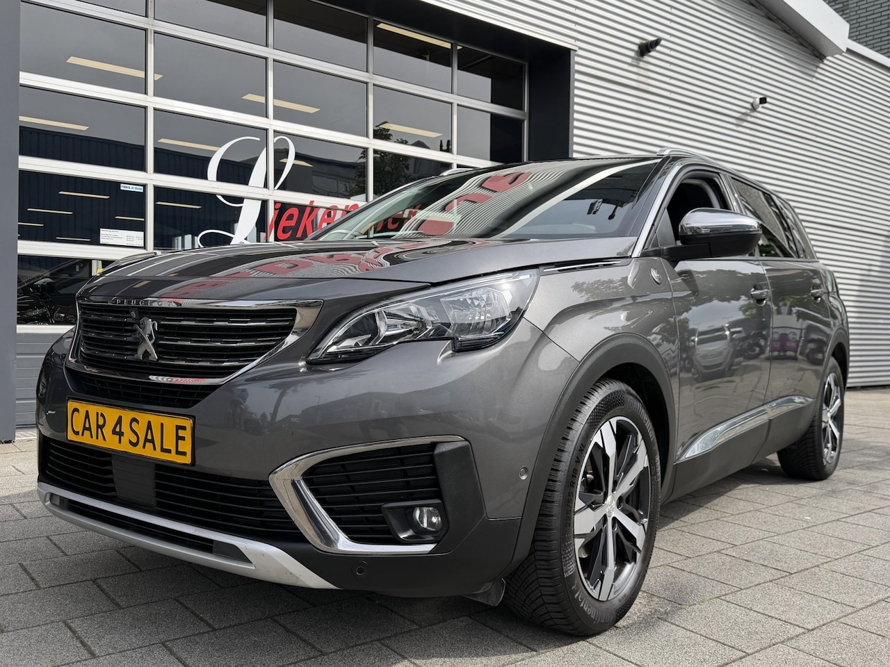 Peugeot 5008 - 1.2 PureTech Crossway - 7 Pers. I Navigatie / Apple CarPlay I Leer / Alcatara I LED I PDC - AutoWereld.nl