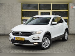 Volkswagen T-Roc - 1.0 TSI Style BJ2021 Lmv 16" | Led | Pdc | App-Connect | Navigatie (Niet vrijgeschakeld) |