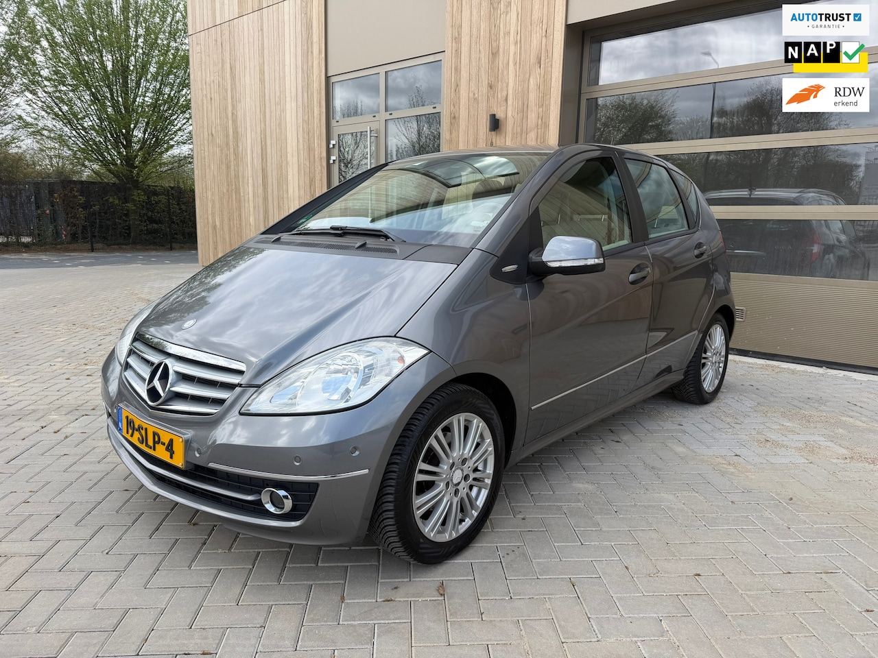 Mercedes-Benz A-klasse - 160 Business Class Elegance 5DRS|Automaat|Airco|Parkeersensoren|1ste eigenaar - AutoWereld.nl