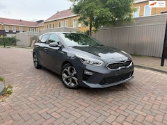 Kia Cee'd - 1.0 T-GDi ExecutiveLine *PANO*XENON*CAMERA
