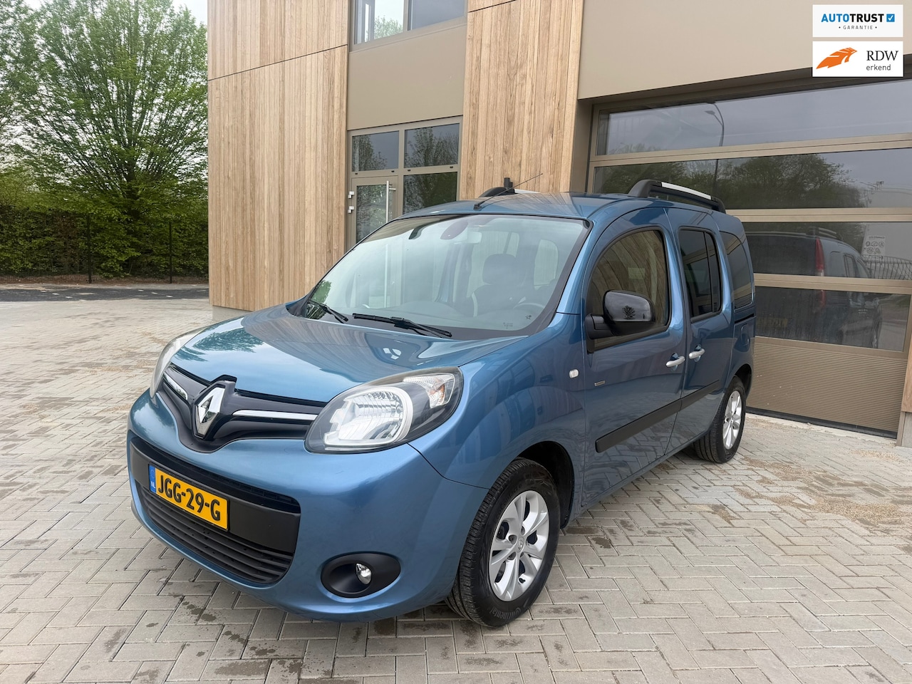 Renault Kangoo Family - 1.2 TCe 5Drs|Clima|Parkeersensoren|Schuifdeuren|Nieuwe APK - AutoWereld.nl