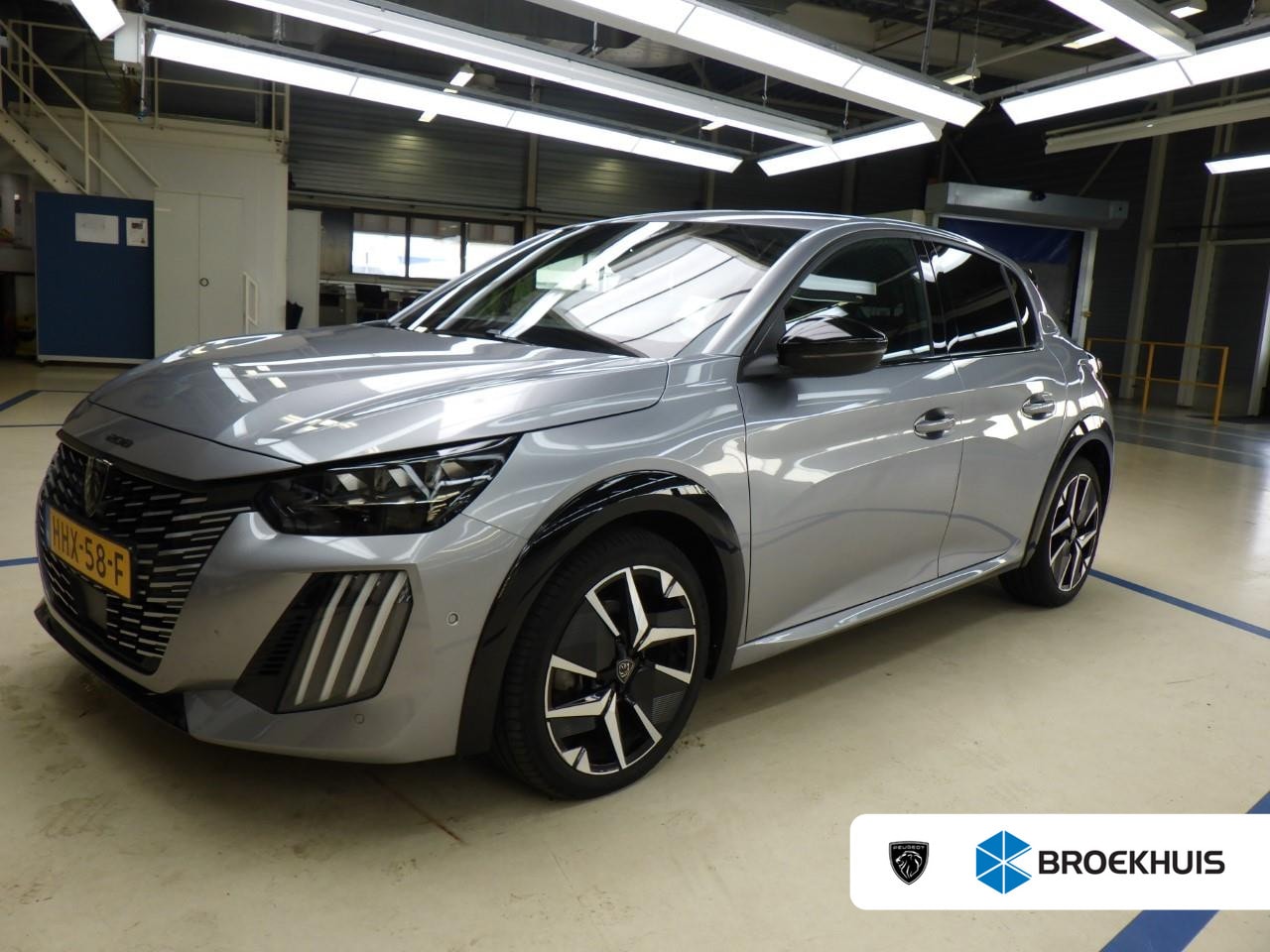 Peugeot 208 - 1.2 Hybrid 110 e-DCS6 Allure 1.2 Hybrid 110 e-DCS6 Allure - AutoWereld.nl