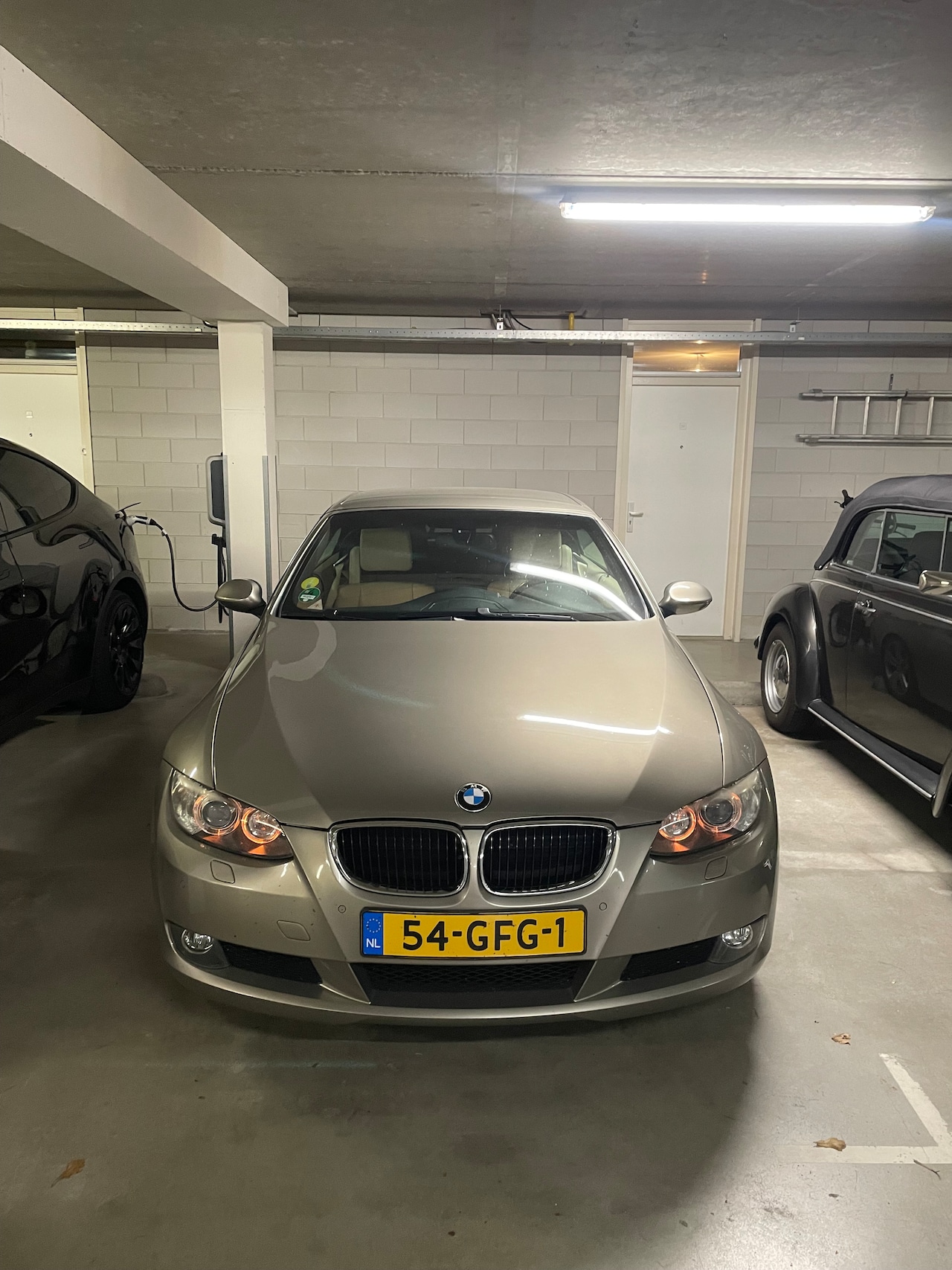BMW 3-serie Cabrio - 320i High Executive Dealeronderhouden - AutoWereld.nl