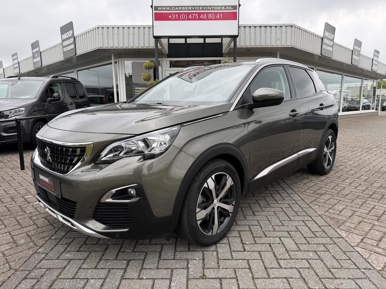 Peugeot 3008 - 1.2 PureTech Première Navi, Panorama,Camera, PDC, L/m velgen! - AutoWereld.nl