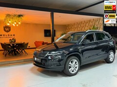 Skoda Karoq - 1.5 TSI ACT Style | Trekhaak | Camera | Stoelverwarming | CarPlay | Cruise | Dealer onderh